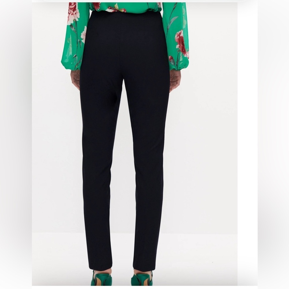 Melanie Lyne Amber Zip Detail Slim Leg Pants size 6. - Picture 6 of 12